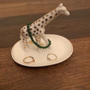 Giraffe jewelry holder